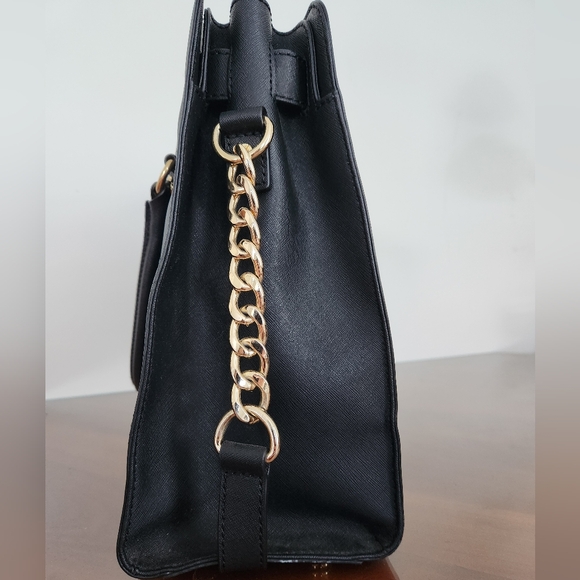 Michael Kors Hamilton Tote - Picture 3 of 8